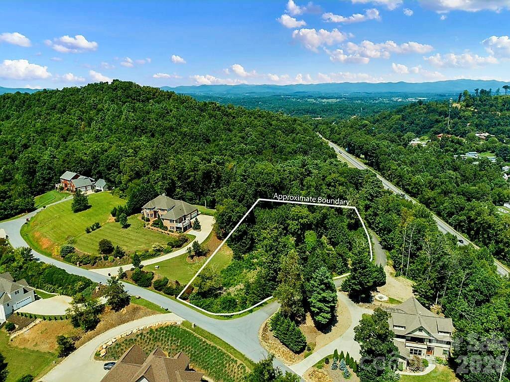 8 English Hills Drive Asheville NC 28804