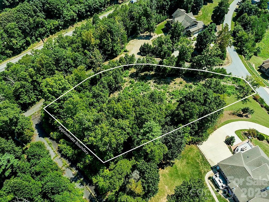 8 English Hills Drive Asheville NC 28804