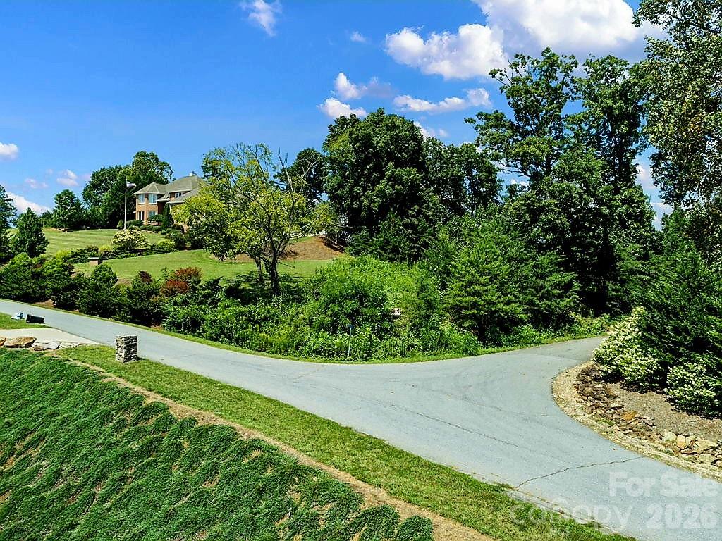 8 English Hills Drive Asheville NC 28804