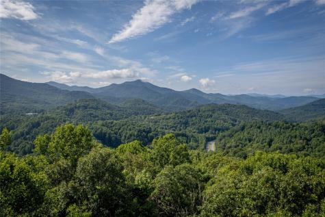 8 Resurrection Lane Sylva NC 28779