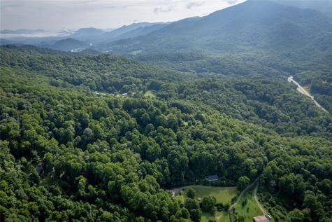 8 Resurrection Lane Sylva NC 28779
