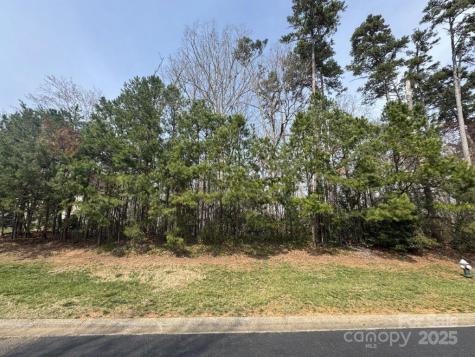 441 Glenbrook Springs New London NC 28127