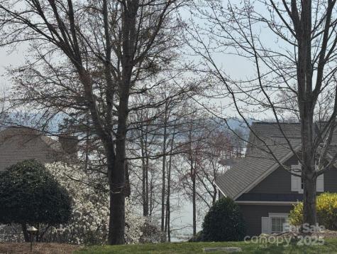 441 Glenbrook Springs New London NC 28127