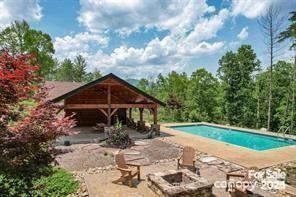 597 Peninsula Reserve Road Nebo NC 28761