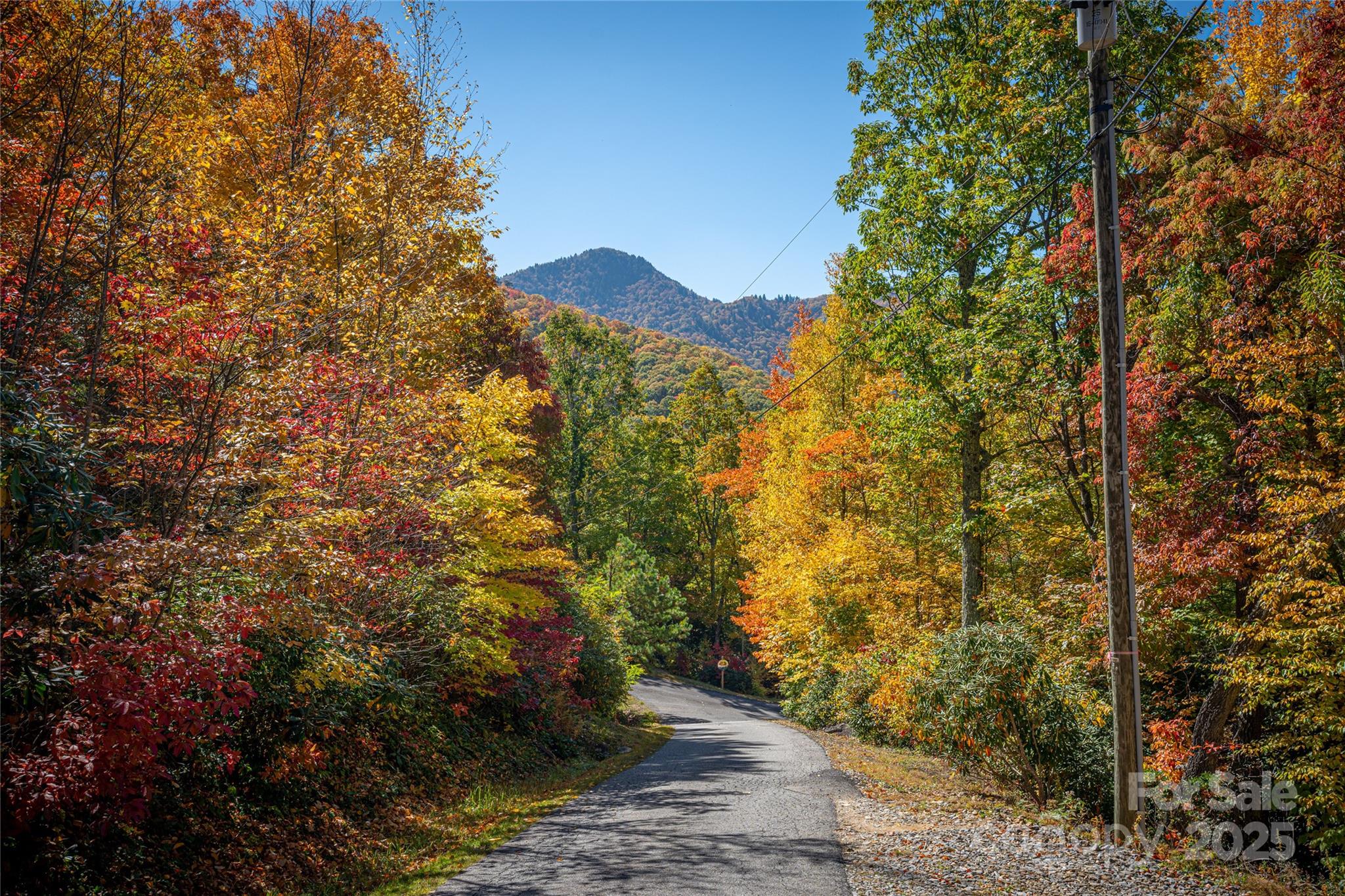 40 & 41 Falcon Crest Loop Waynesville NC 28786