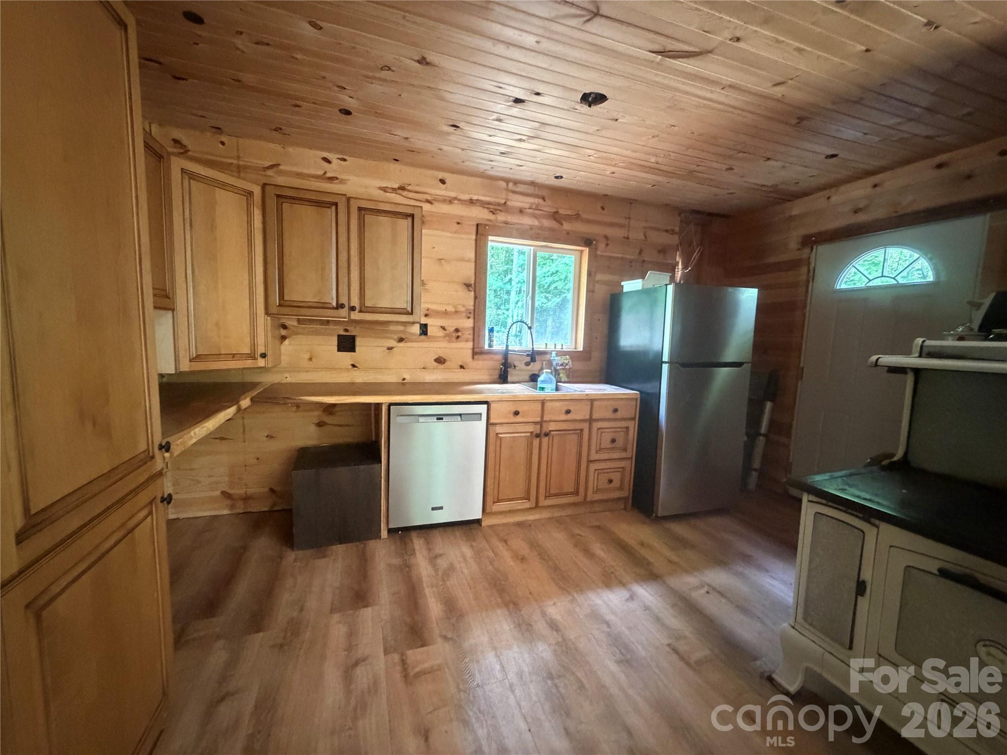 1411 Cedar Creek Road Lake Lure NC 28746