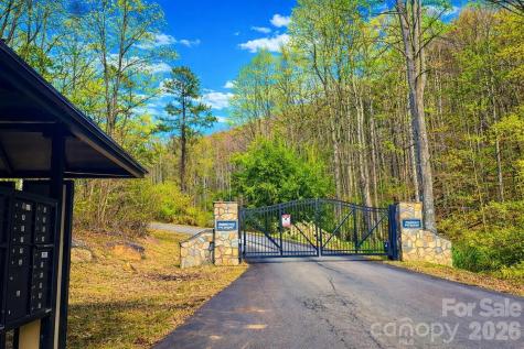11 Majestic Overlook Way Candler NC 28715