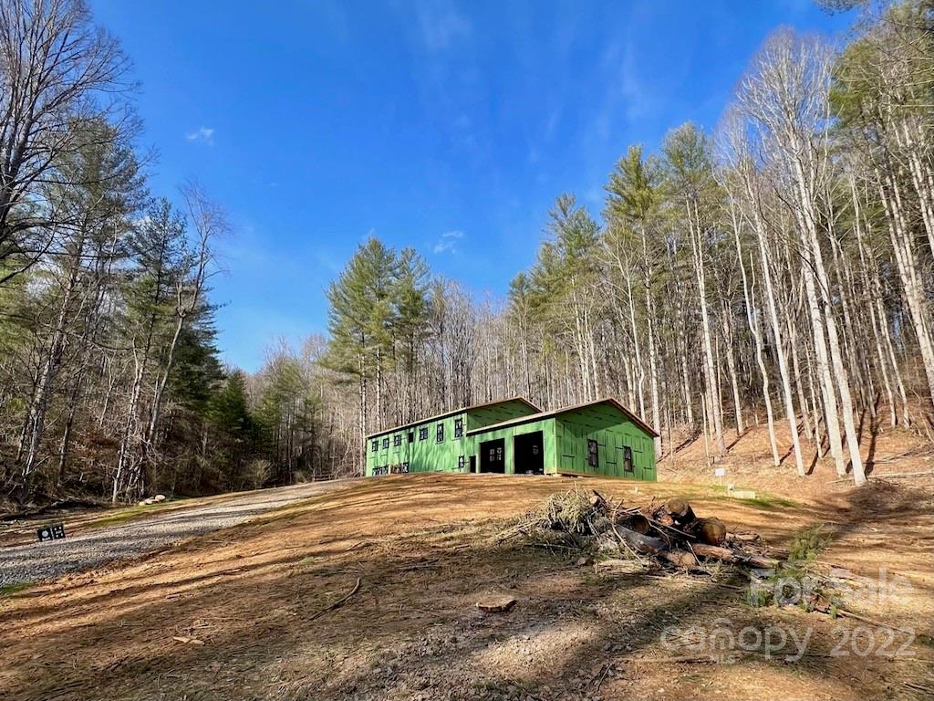 498 Coxes Creek Road Burnsville NC 28714
