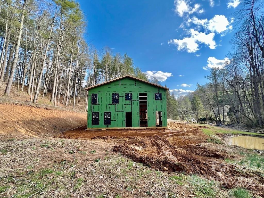 498 Coxes Creek Road Burnsville NC 28714