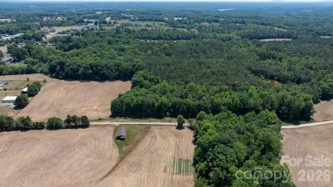 000 Deal Valley Drive Taylorsville NC 28681