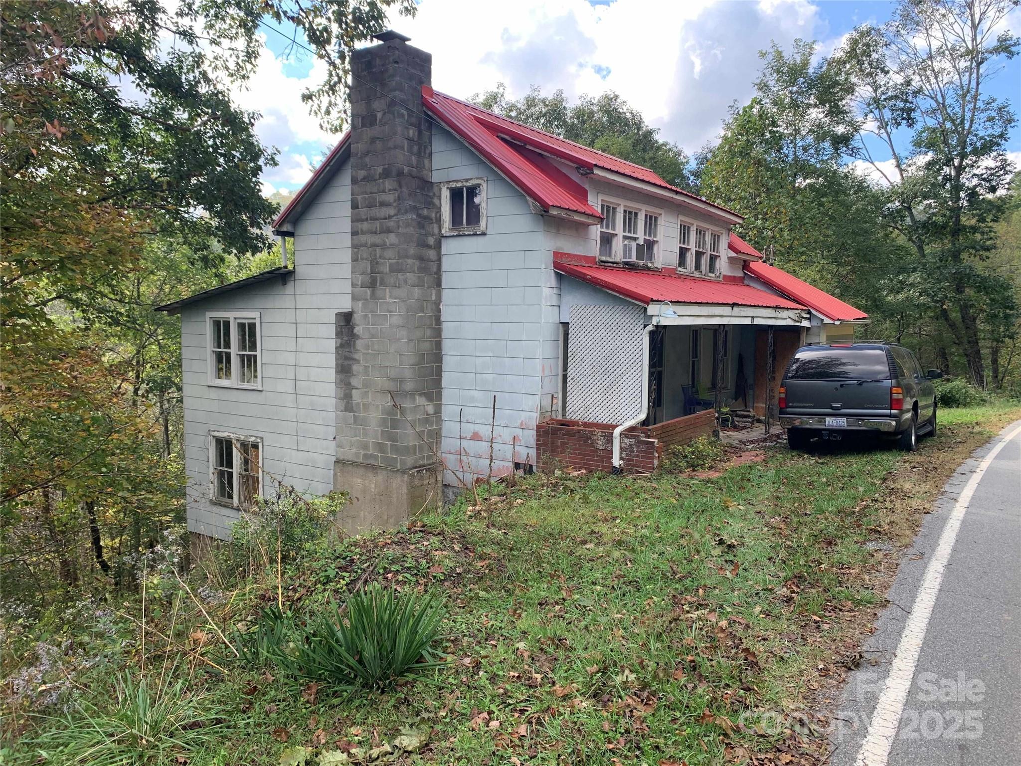 37 S Us 19e Highway Newland NC 28657