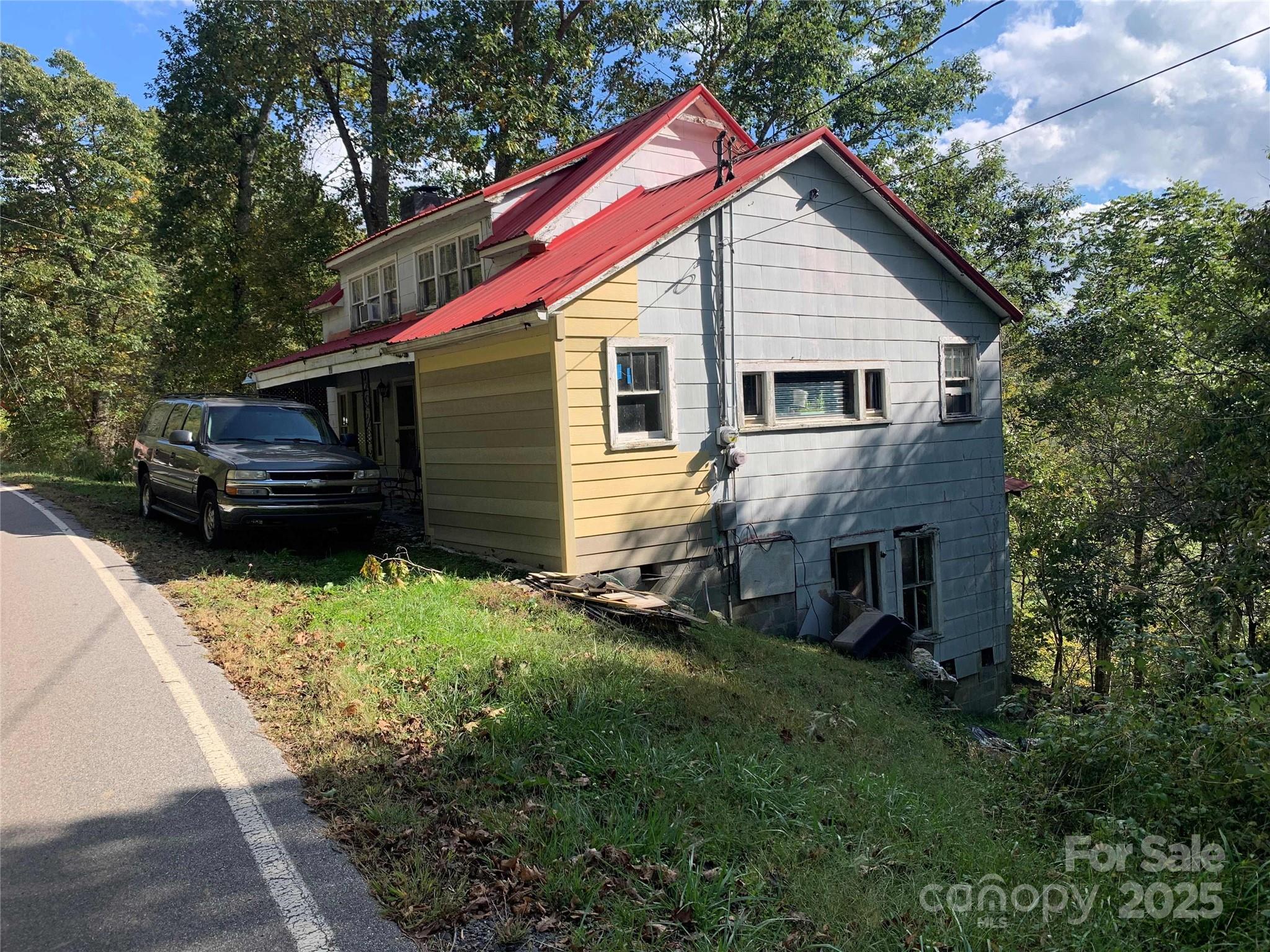 37 S Us 19e Highway Newland NC 28657