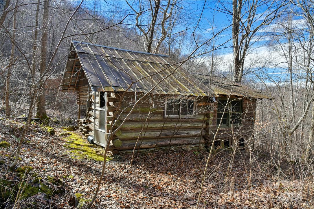 158 Sugar Cove Road Weaverville NC 28787