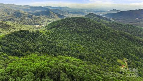 158 Sugar Cove Road Weaverville NC 28787