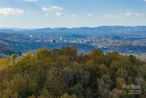 33 Grovepoint Way Asheville NC 28804