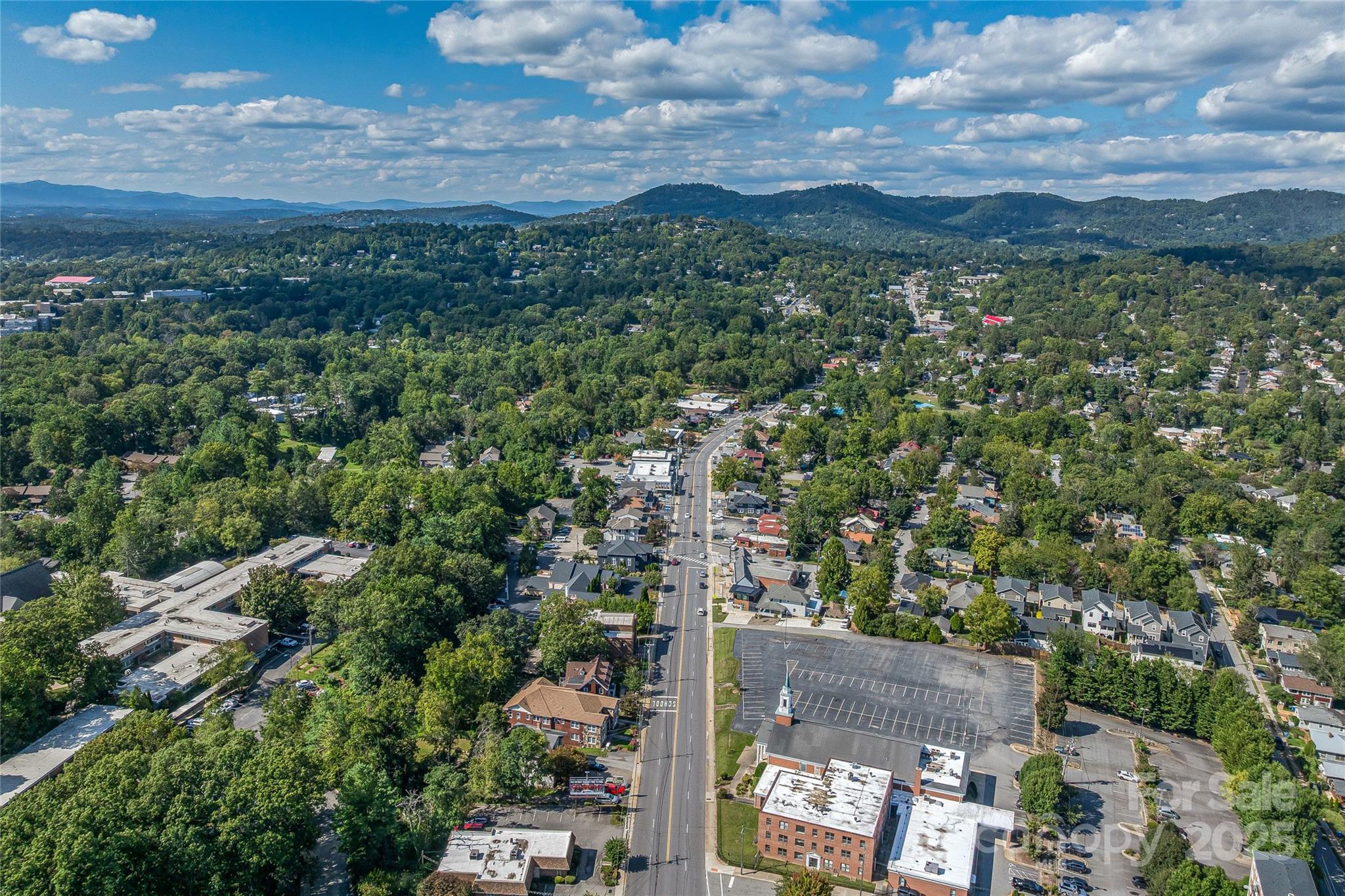 33 Grovepoint Way Asheville NC 28804