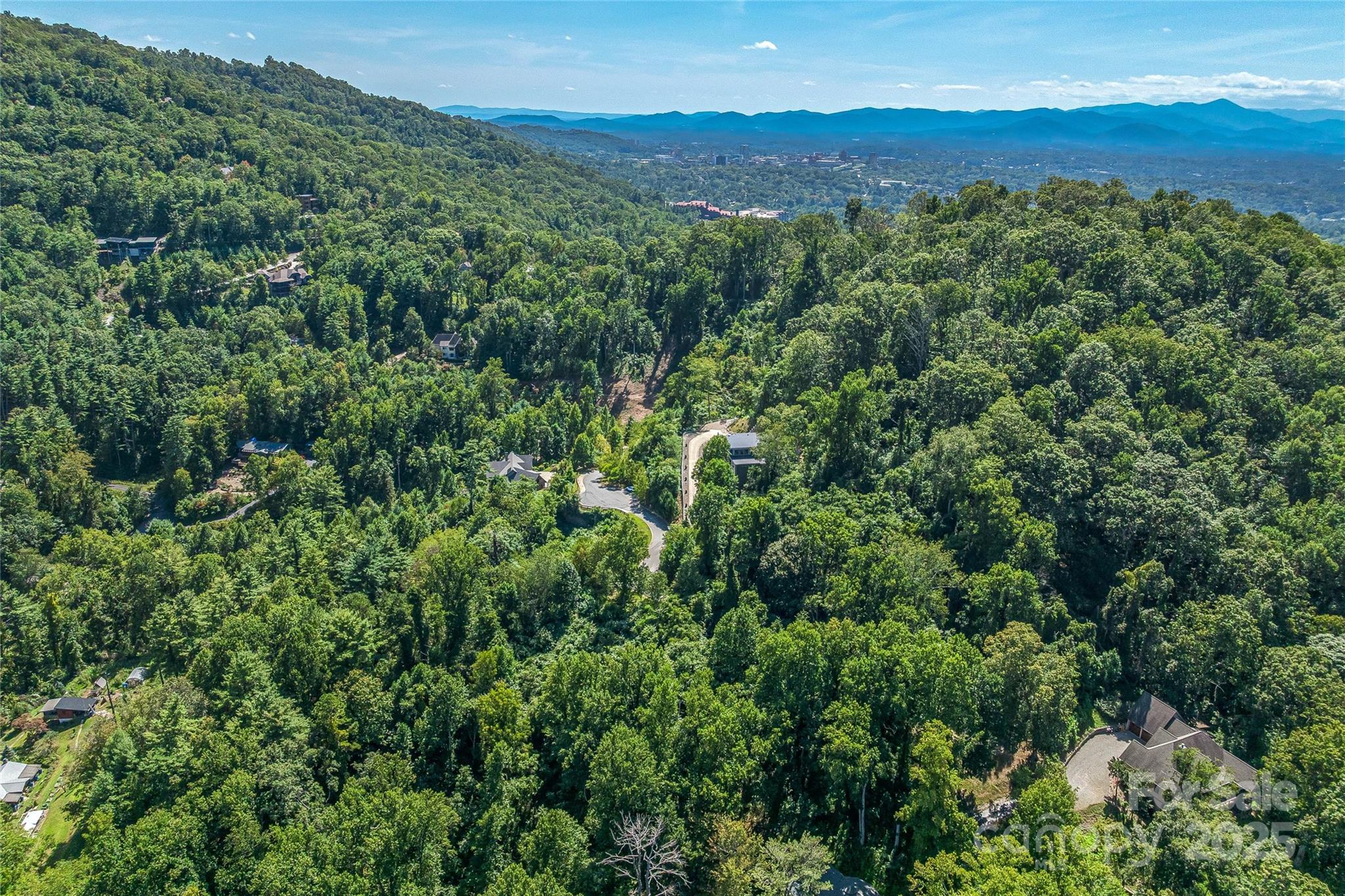 33 Grovepoint Way Asheville NC 28804