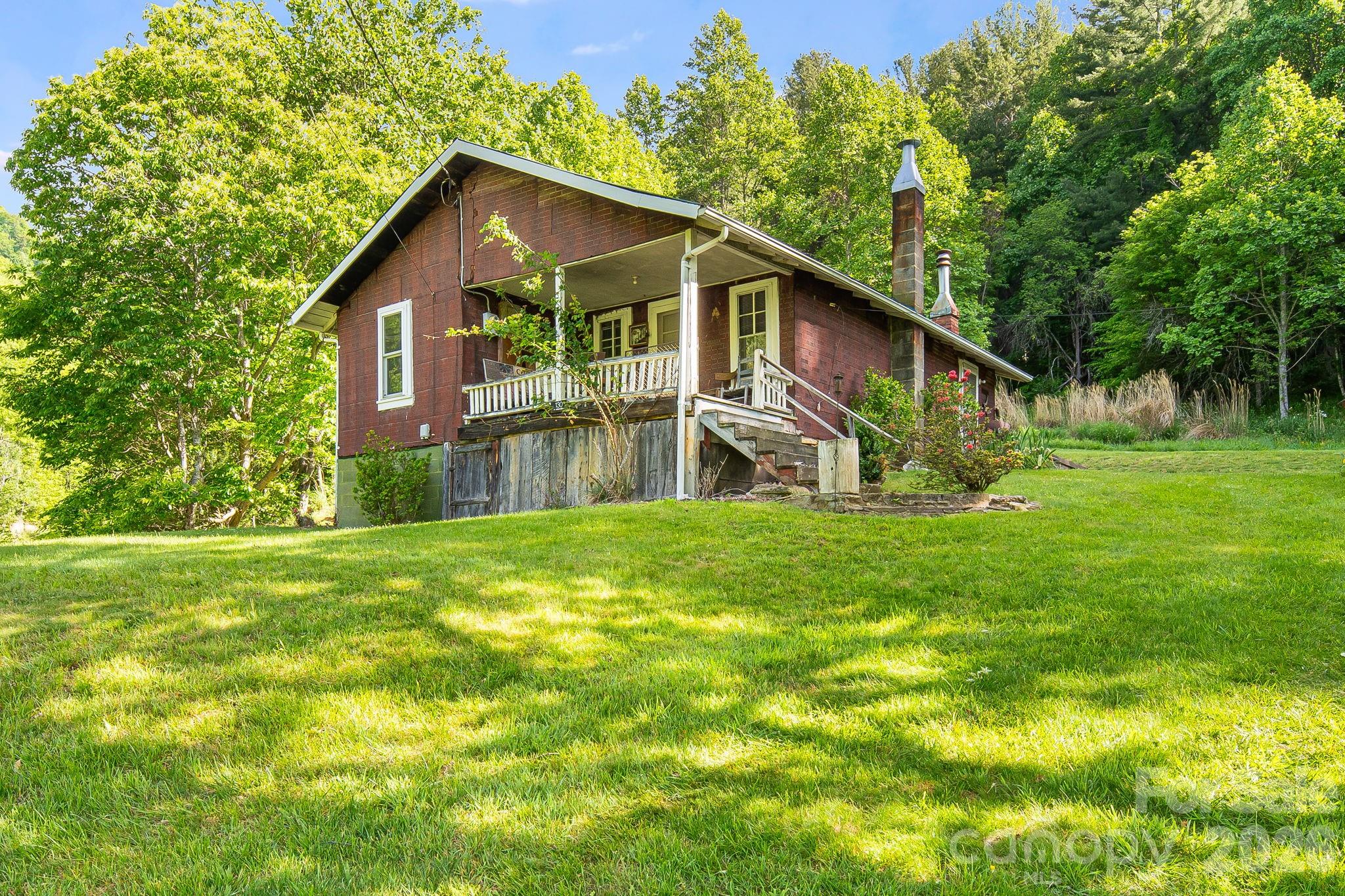 130 Black Crow Road Burnsville NC 28714