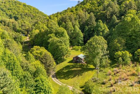 130 Black Crow Road Burnsville NC 28714