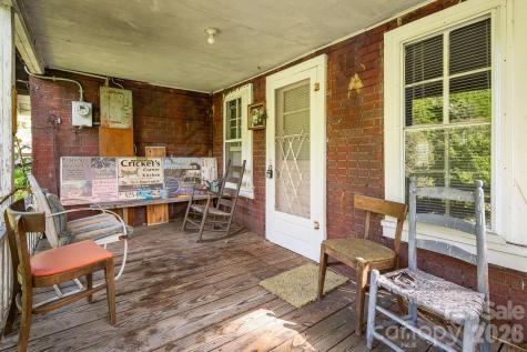 130 Black Crow Road Burnsville NC 28714