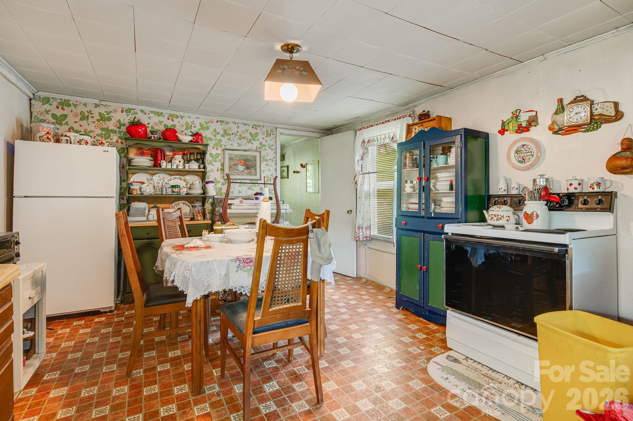 130 Black Crow Road Burnsville NC 28714