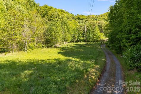 130 Black Crow Road Burnsville NC 28714