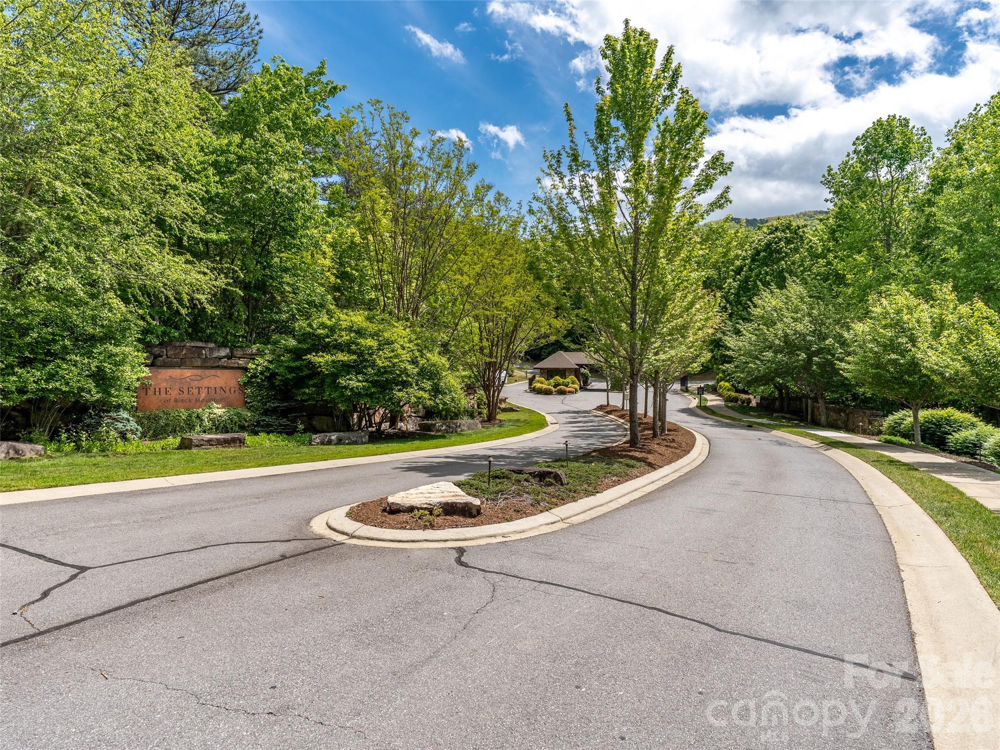 11 Crockett Ridge Road Black Mountain NC 28711
