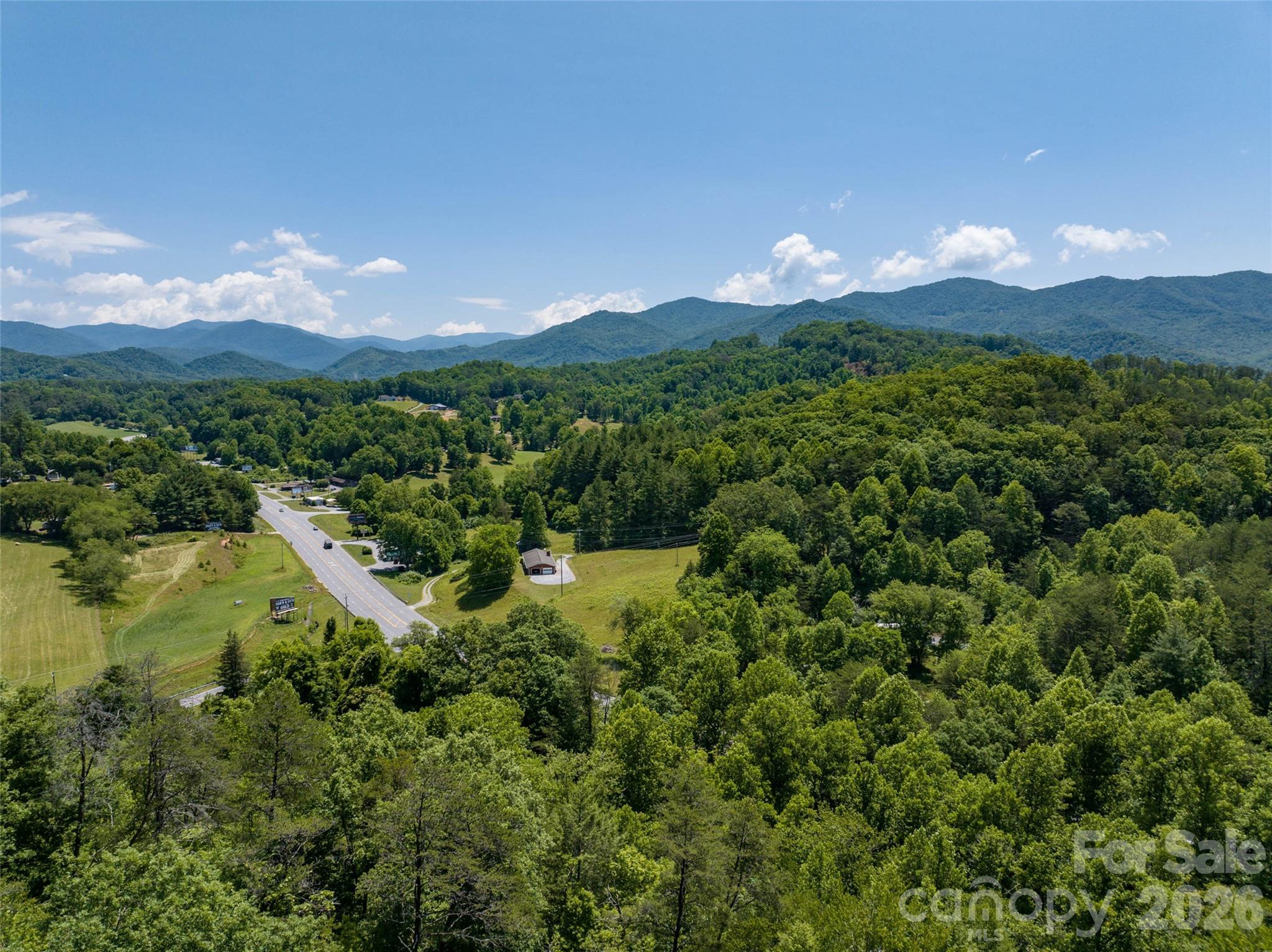 1409 Us 441 Highway Whittier NC 28789