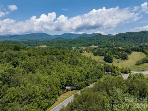 1409 Us 441 Highway Whittier NC 28789