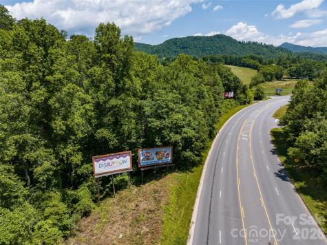 1409 Us 441 Highway Whittier NC 28789