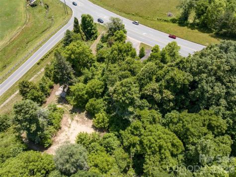 1409 Us 441 Highway Whittier NC 28789