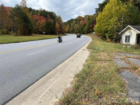 1409 Us 441 Highway Whittier NC 28789