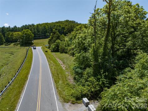 1409 Us 441 Highway Whittier NC 28789