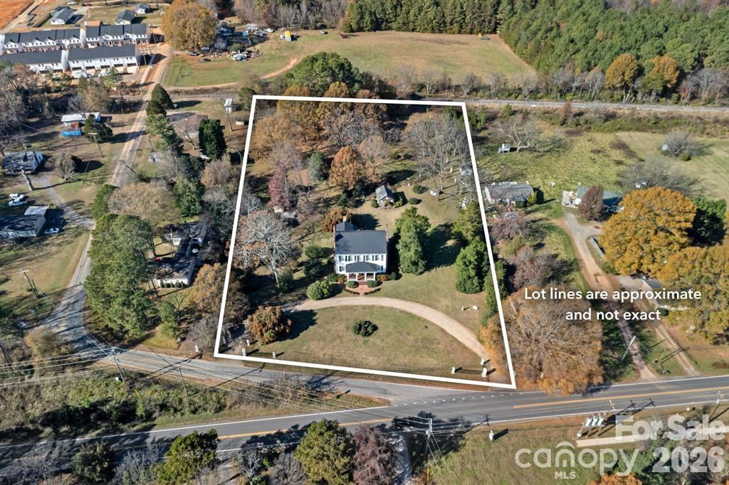 104 Leslie Loop Mooresville NC 28115