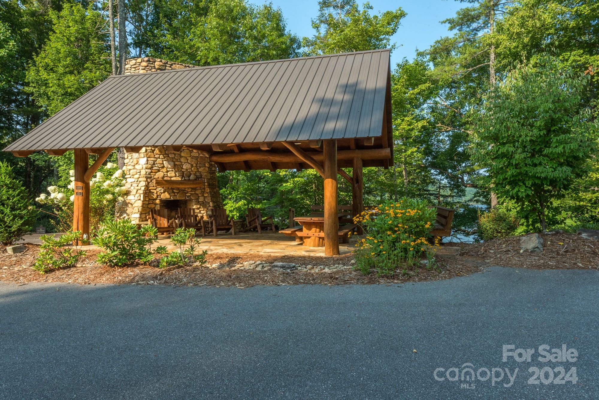 65 Dockside Drive Nebo NC 28761