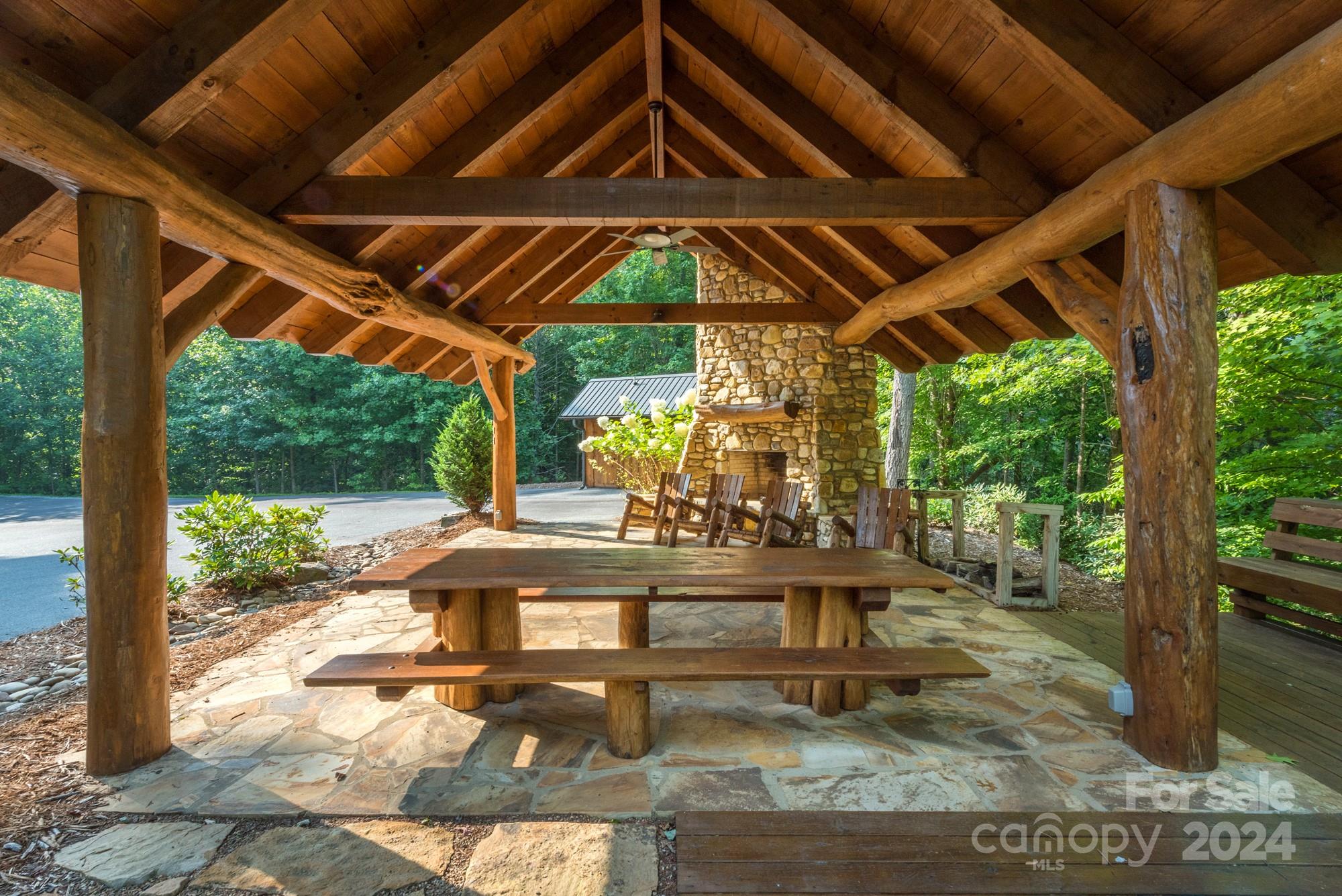 65 Dockside Drive Nebo NC 28761
