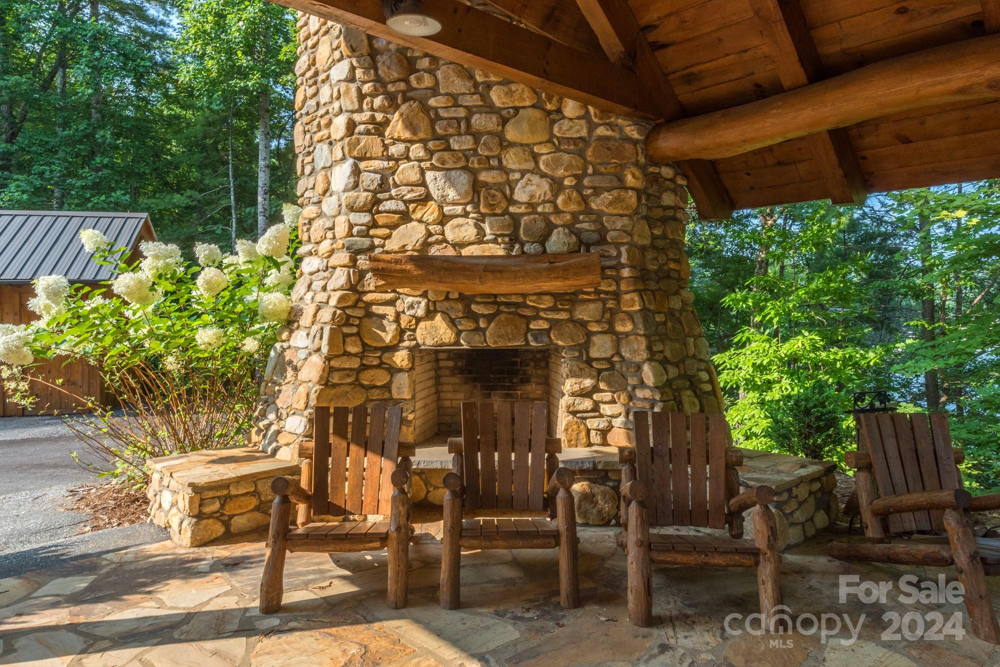 65 Dockside Drive Nebo NC 28761