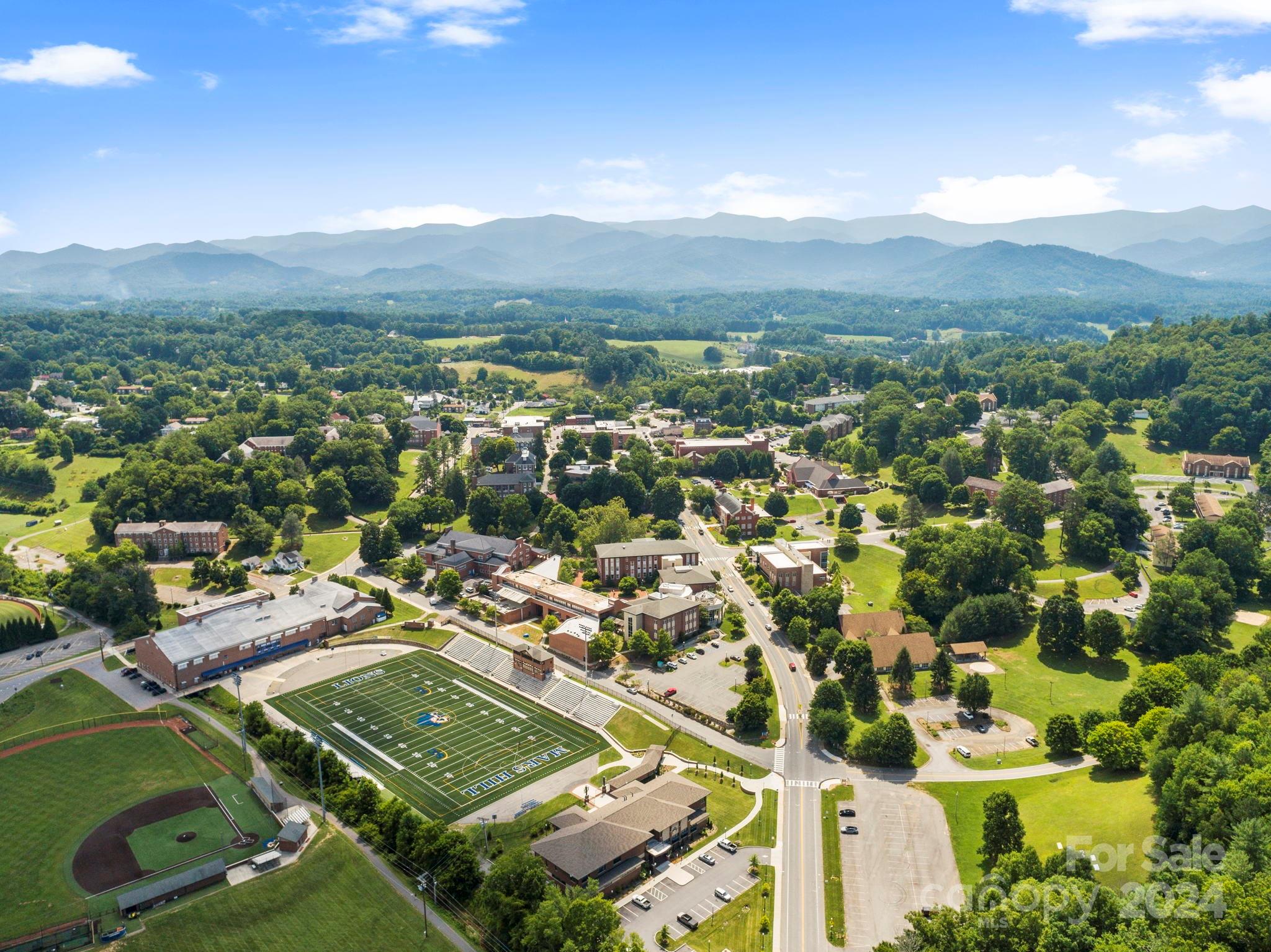 98 Goldenleaf Road Mars Hill NC 28754
