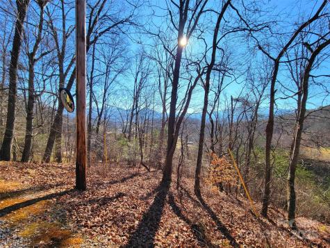 50 Feather Lane Waynesville NC 28786