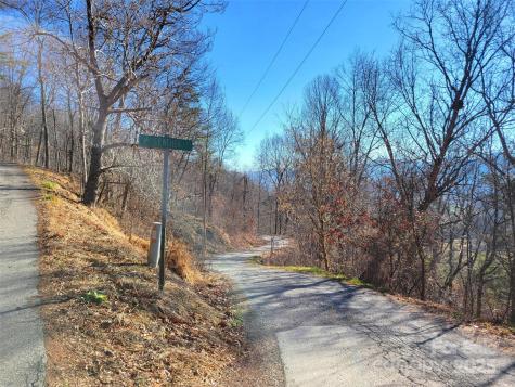 50 Feather Lane Waynesville NC 28786