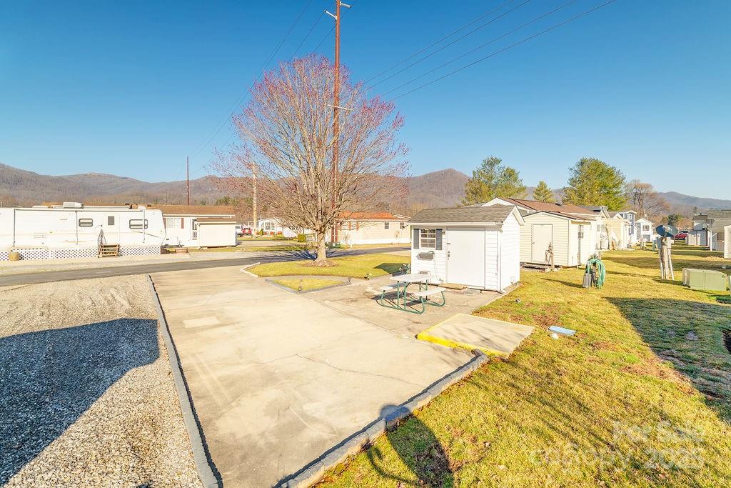39 Polka Lane Waynesville NC 28785