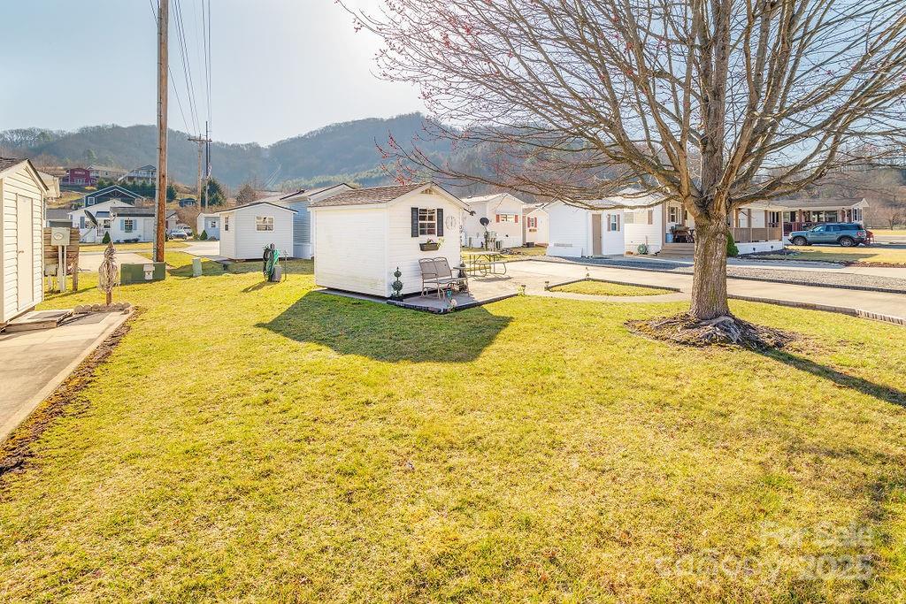 39 Polka Lane Waynesville NC 28785