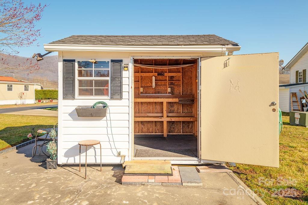 39 Polka Lane Waynesville NC 28785