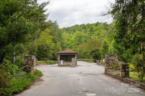 1015 Rainbow Circle Lake Lure NC 28746