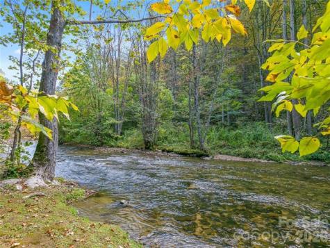 34 Laurel Heights Mars Hill NC 28753
