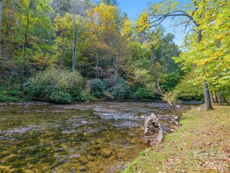 34 Laurel Heights Mars Hill NC 28753