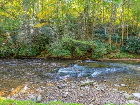 34 Laurel Heights Mars Hill NC 28753