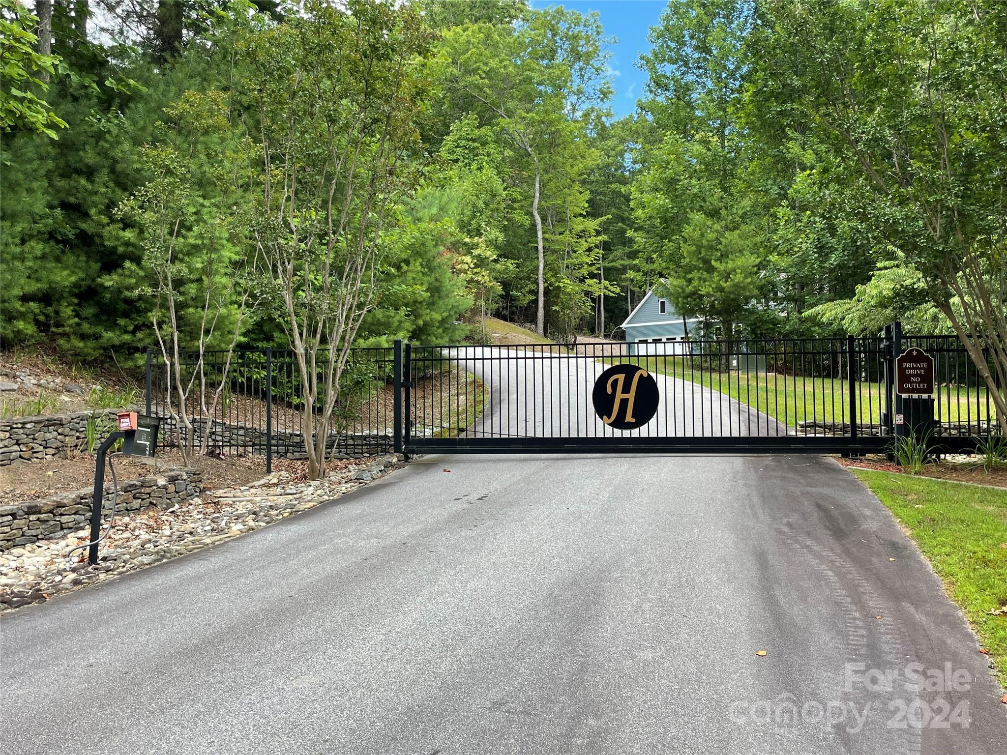 00 Willow Run Lane Zirconia NC 28790