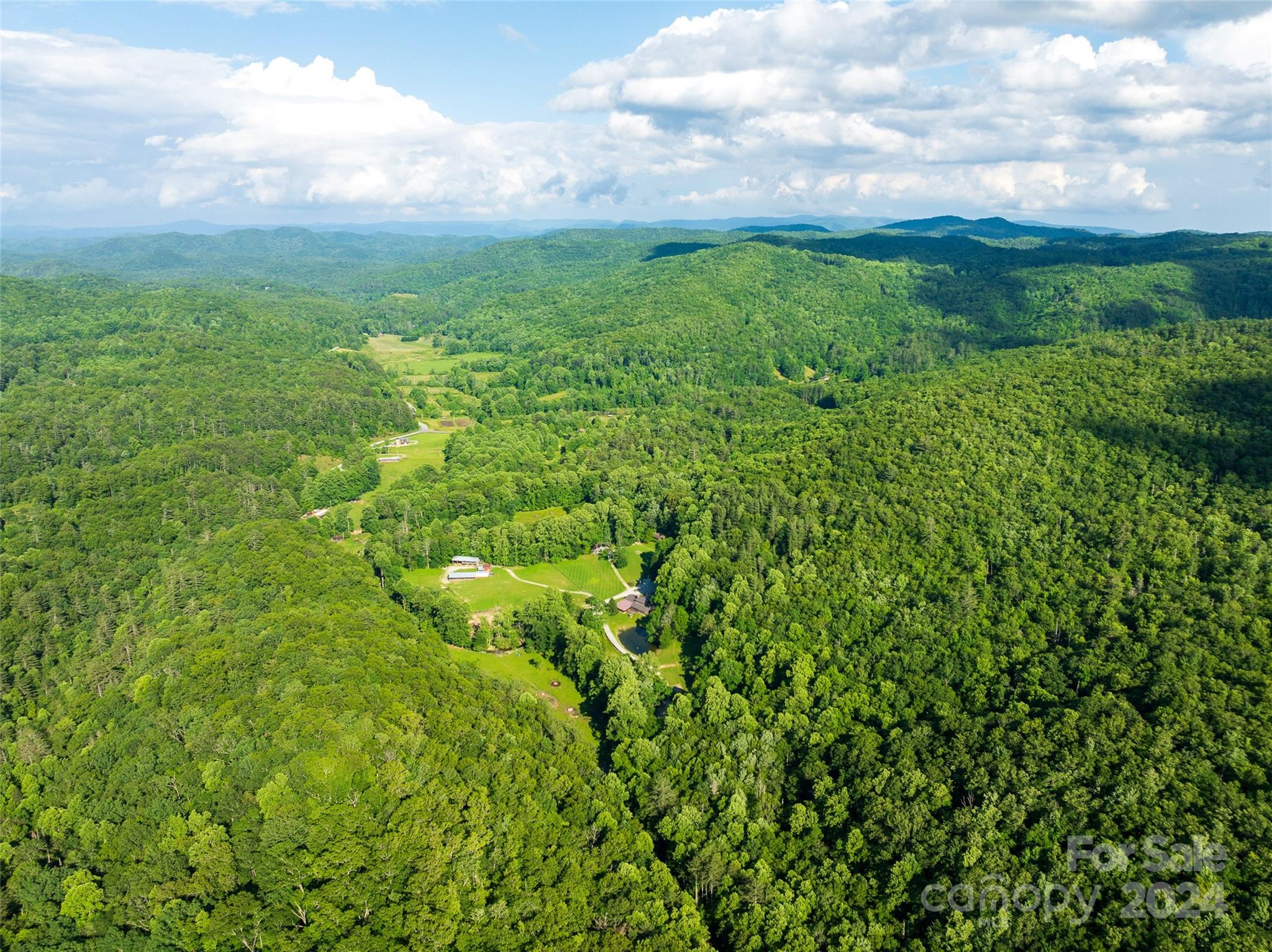 500 Winding Gap Road Lake Toxaway NC 28487