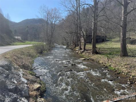 11288 Big Laurel Road Marshall NC 28753